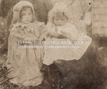 Photograph, Mary Pitt (left) and Nancy Josephine Withers at Heidelberg, c.1898