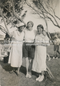 Album - Photograph, Dorothy Curtis (later Hall) at far right, c.1938
