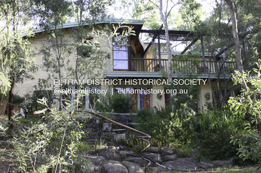 Photograph - Digital Photograph, Alan King, Busst House, cnr Silver Street and Kerrie Crescent, Eltham, 2 February 2008