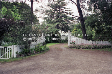 Negative - Photograph, Russell Yeoman, Stanhope, 10 Peter Street, Eltham, c.Sep. 2000
