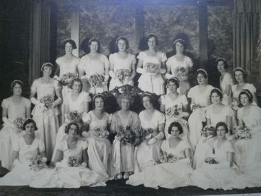 Mayoress Debutants
