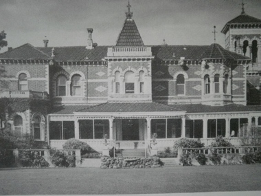 Caulfield Properties