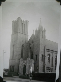 Historical Caulfield to 1972, photo album by Jenny O’Donnell, Glen Huntly Rd
