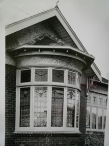 Historical Caulfield to 1972, photo album by Jenny O’Donnell, Hotham St