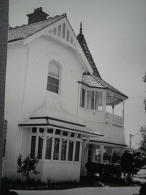 Historical Caulfield to 1972, photo album by Jenny O’Donnell, Kooyong Rd, Caulfield North