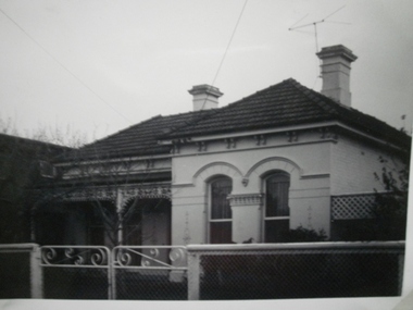 Historical Caulfield to 1972, photo album by Jenny O’Donnell, Lucan St