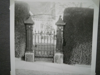 Historical Caulfield to 1972, photo album by Jenny O’Donnell, Lyndoch Ave