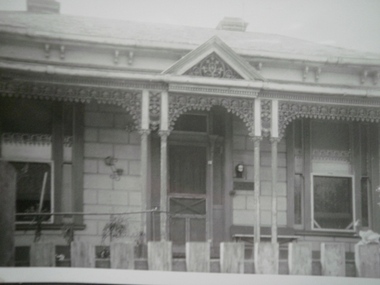 Historical Caulfield to 1972, photo album by Jenny O’Donnell, Murray St