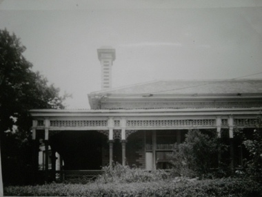 Historical Caulfield to 1972, photo album by Jenny O’Donnell, Nepean Hwy