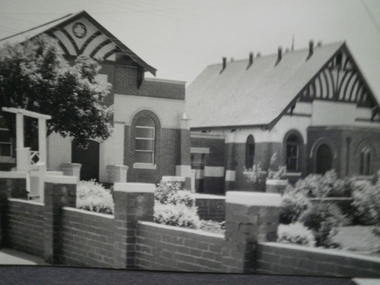 Historical Caulfield to 1972, photo album by Jenny O’Donnell, Neerim Rd