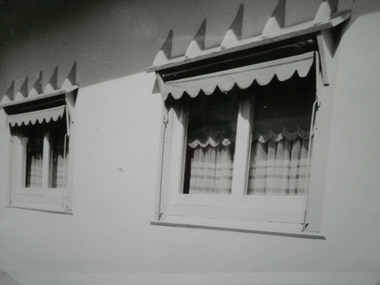 Historical Caulfield to 1972, photo album by Jenny O’Donnell, Orrong Rd