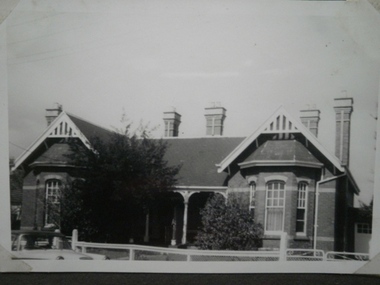 Historical Caulfield to 1972, photo album by Jenny O’Donnell, Railway Pde