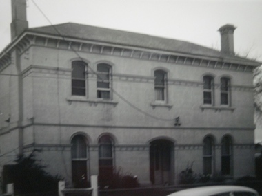 Historical Caulfield to 1972, photo album by Jenny O’Donnell, Regent St