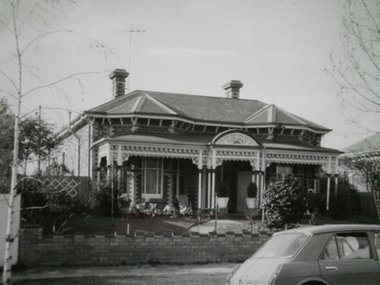 Historical Caulfield to 1972, photo album by Jenny O’Donnell, Seymour Rd