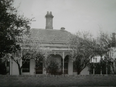 Historical Caulfield to 1972, photo album by Jenny O’Donnell, Seymour Rd