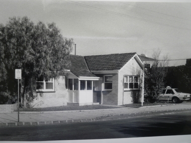 Photograph - Murrumbeena Police Station