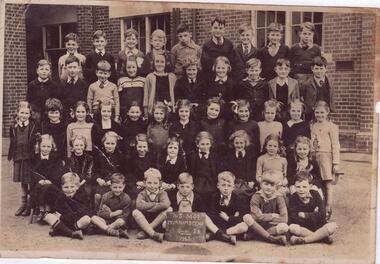 Photograph - Murrumbeena State School No. 3449
