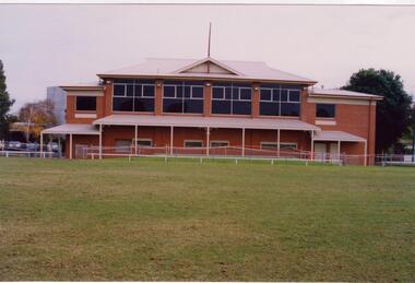 Article - Glen Huntly Park