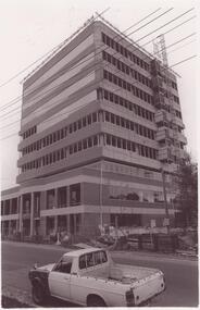 Article - Caulfield Institute of Technology
