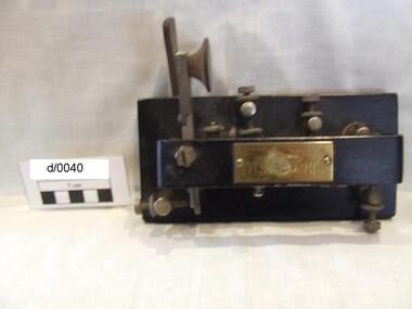 Semi Automatic Morse Key, Leo G Cohen, c 1944
