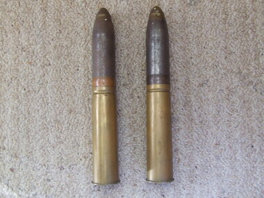 British army 40 mm brass shell mk 4