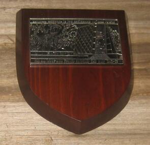 Plaque