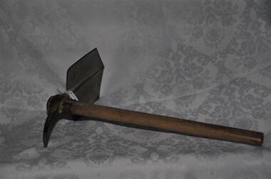 Entrenching Tool
