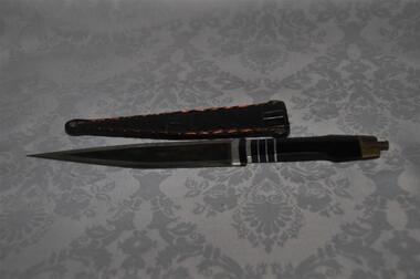 Knife