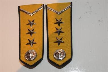 Epaulettes