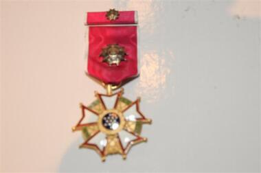 Medal & Ribbon