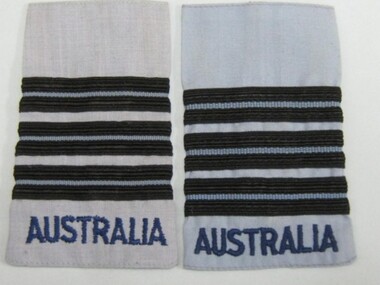 Epaulettes