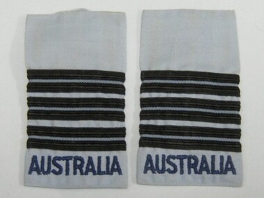 Epaulettes