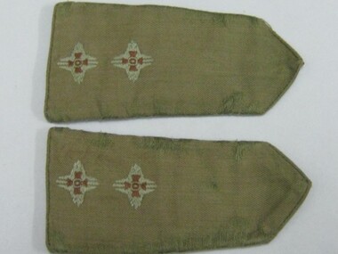 Epaulettes