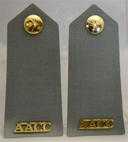 Epaulette