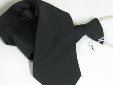 Tie