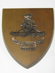 Plaque 132 Div. Loc Bty
