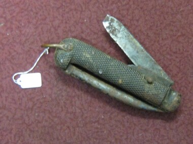 Knife