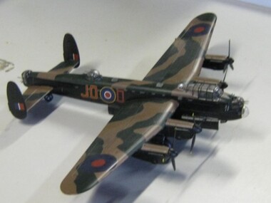 Model plane