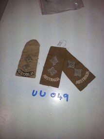 Epaulettes