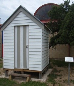 Functional object - Bathing Box  No. 24, unknown - possibly 1935