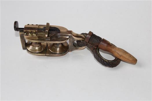 A snap type pulley used to attach to a line spread between two point to transfer a person or goods.
