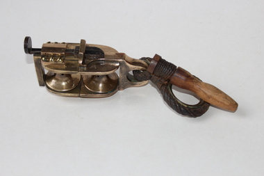 A snap type pulley used to attach to a line spread between two point to transfer a person or goods.