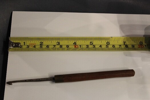 Iron crochet hook with wooden handle