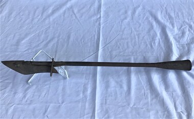Harpoon which belonged to Cappy Felman, one of several fishermen from Barwon Heads post WWII