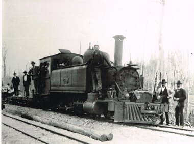 Photograph, Victorian Railways, Beech Forest: Locomotive 5A, driver & workmen, c.1901
