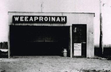 Photograph, R. Preston, Weeaproinah mallee shed, c.1920