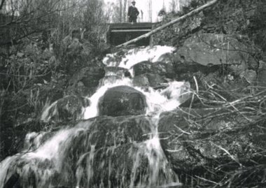 Photograph, Waterfall between Dinmont and Ditchley, 1919