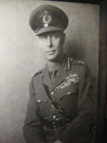Framed photograph, Portrait of King George VI