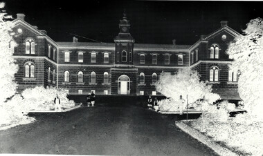Document - National Trust Collection: Bendigo Base Hospital, 1853-1970s