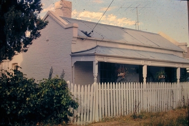 Slide - 2 William Street Long Gully Bendigo Early Cottage 1860